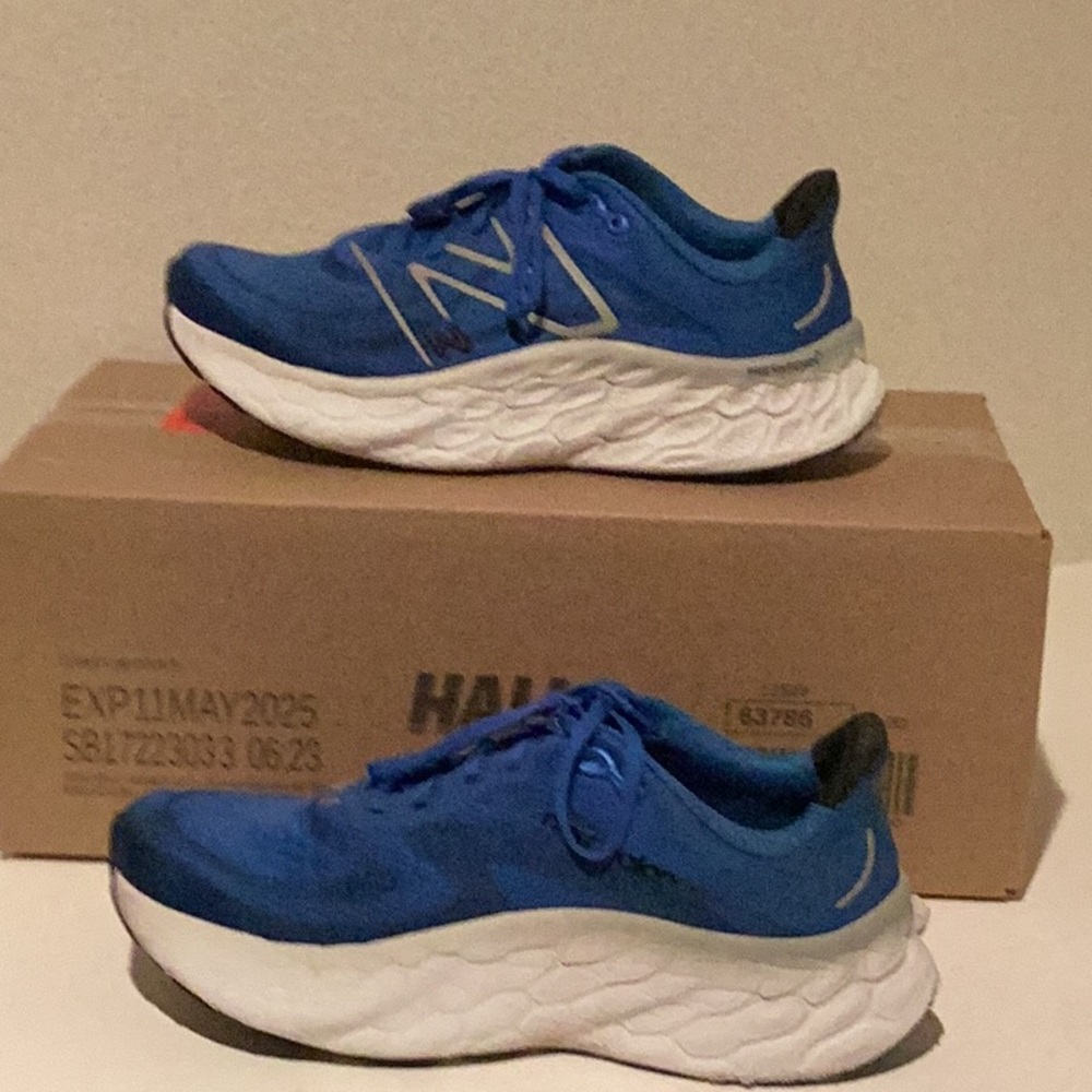 New balance fresh foam x v4 men’s 10.5